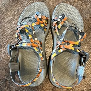 Womens Chacos size 9